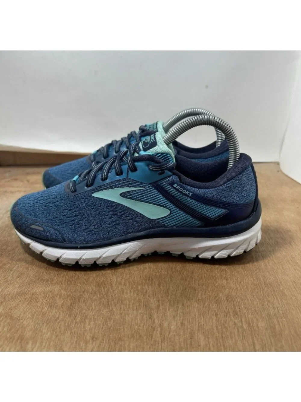 Brooks Adrenaline GTS 18 Women's Running Shoes Size 7 Medium (B) Blue Teal